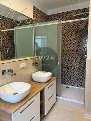 Stilvoller, hochwertig sanierter Seitenflügel in begehrter Lage von Berlin-Steglitz, 12163 Berlin, Maisonettewohnung