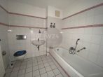2 Zimmer in bester Lage von Leipzig-Großzschocher - Badezimmer